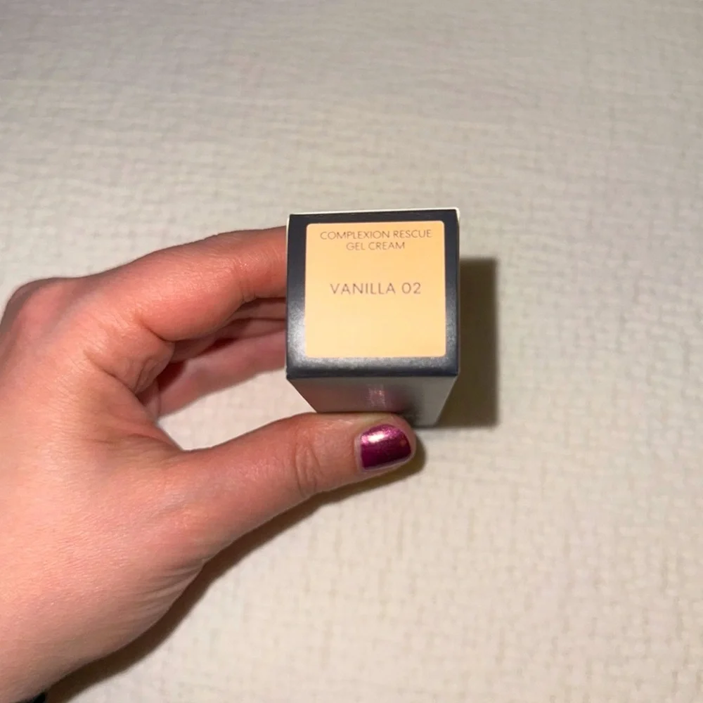 bareMinerals DUO of Complexion Rescue Tinted Moisturizer, Vanilla - travel-size - Picture 7 of 16